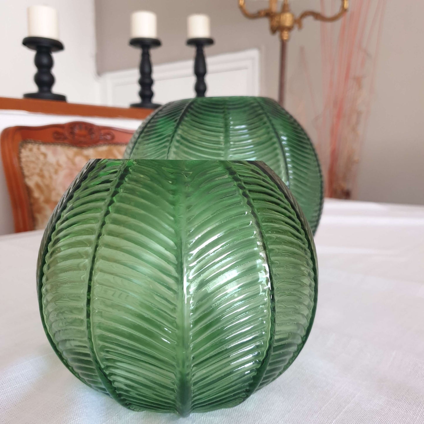 Vase sphérique strié au style art déco مزهرية زجاج