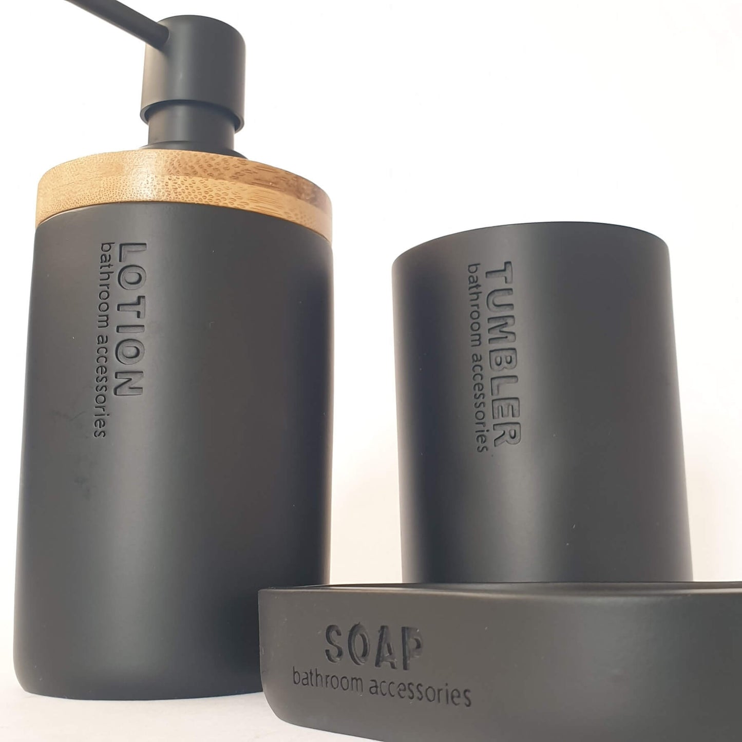 Accessoires de salle de bain en bambou et résine 🎍🧼