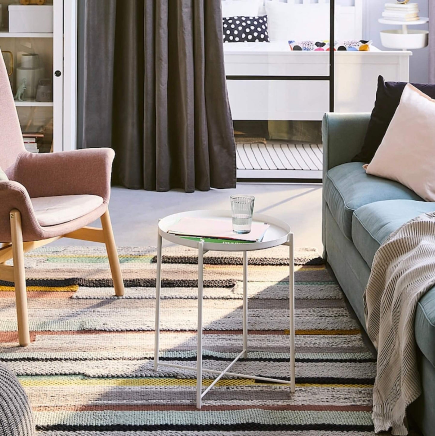 Table basse avec plateau amovible !KEA
