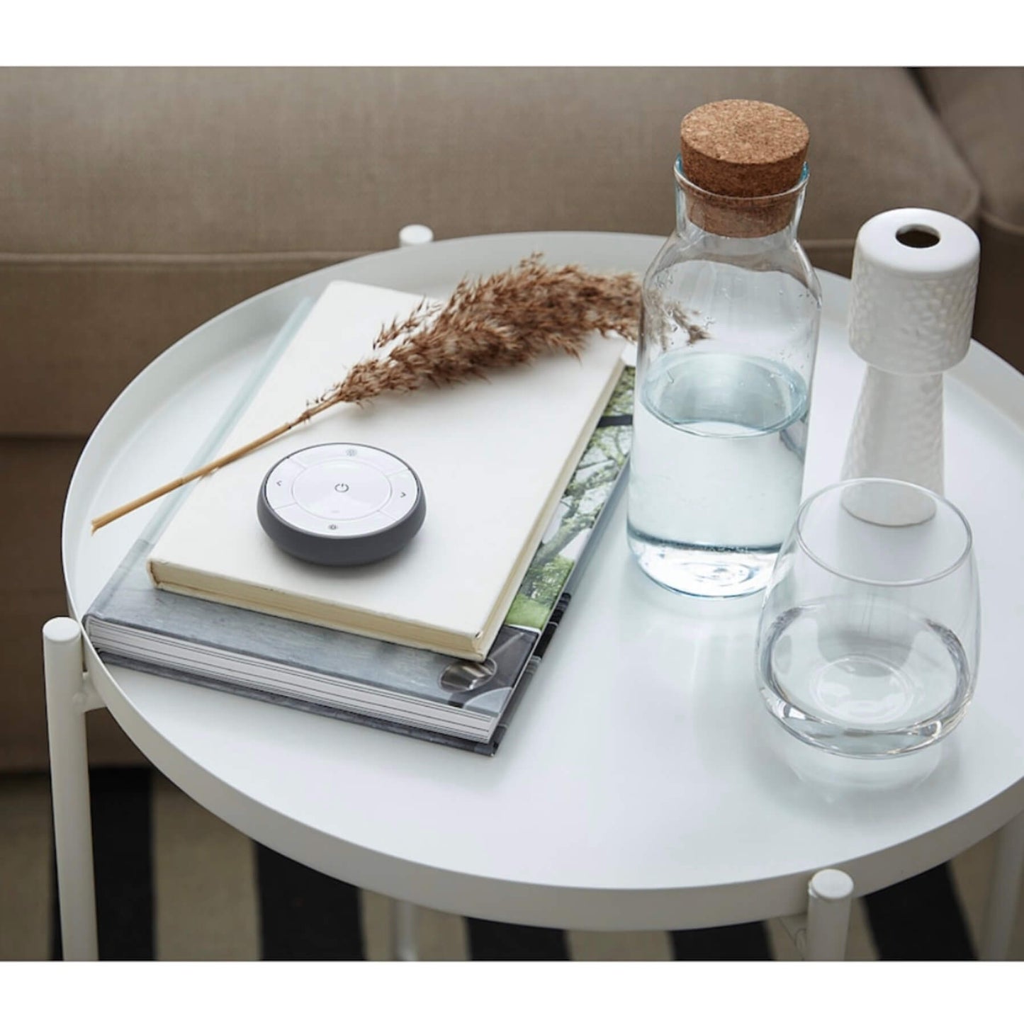 Table basse avec plateau amovible !KEA
