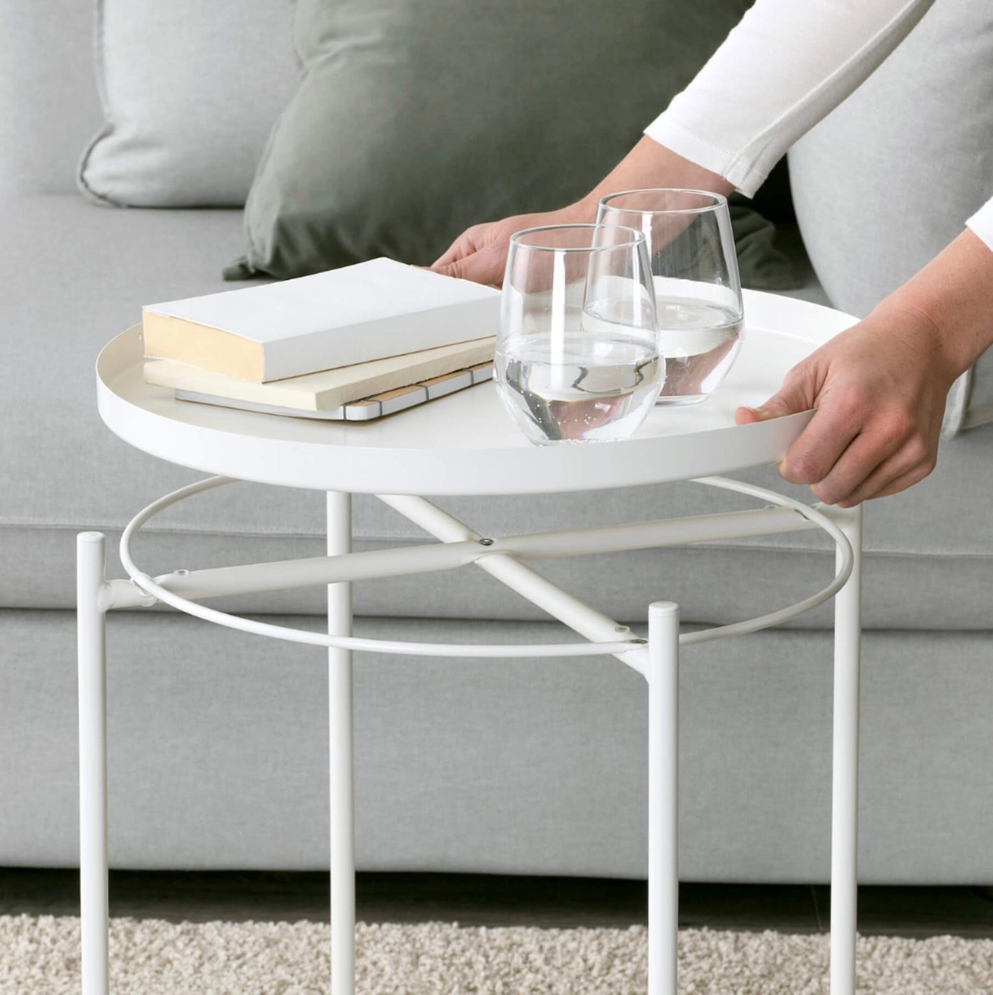 Table basse avec plateau amovible !KEA