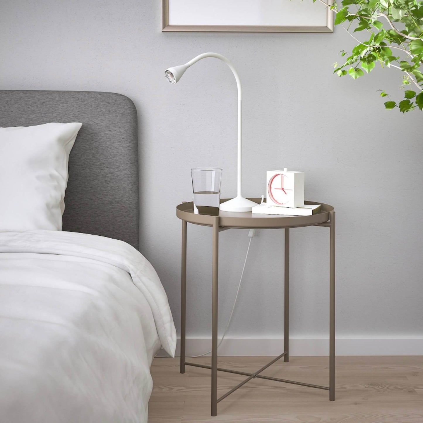 Table basse avec plateau amovible !KEA